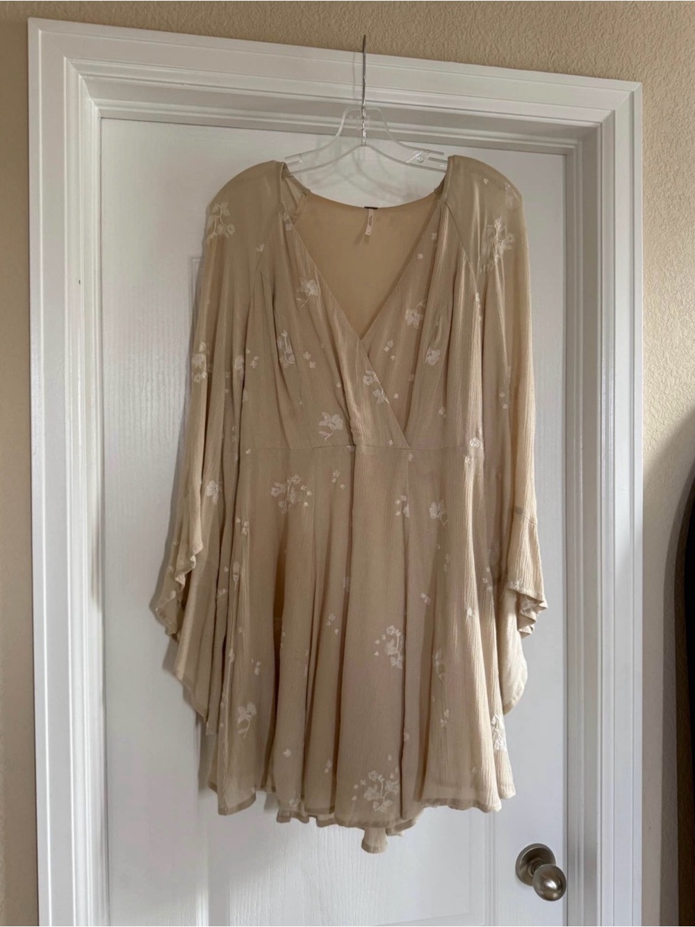 Free People Beige Floral Long-Sleeve V-Neck Dress